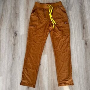 Figs Medium Tall Brown Extremes Scrub Pant